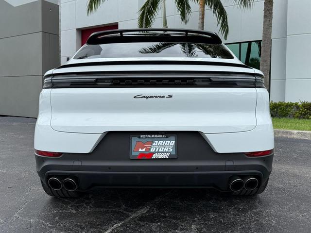 Photo of 2024 Porsche Cayenne