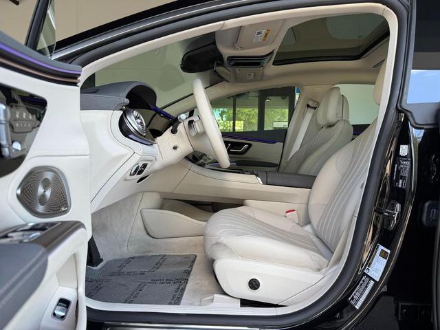 Photo of 2024 Obsidian Black Metallic Mercedes-Benz EQS 450