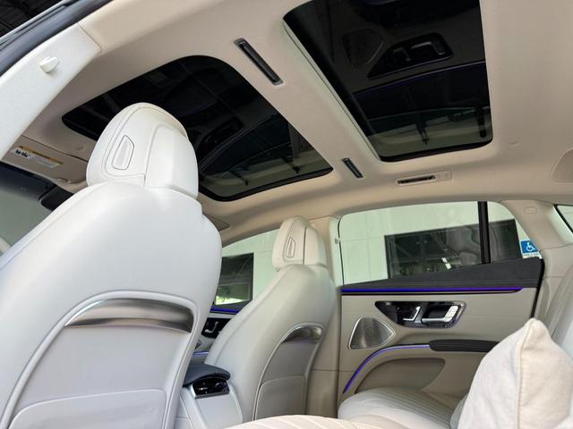 Photo of 2024 Obsidian Black Metallic Mercedes-Benz EQS 450
