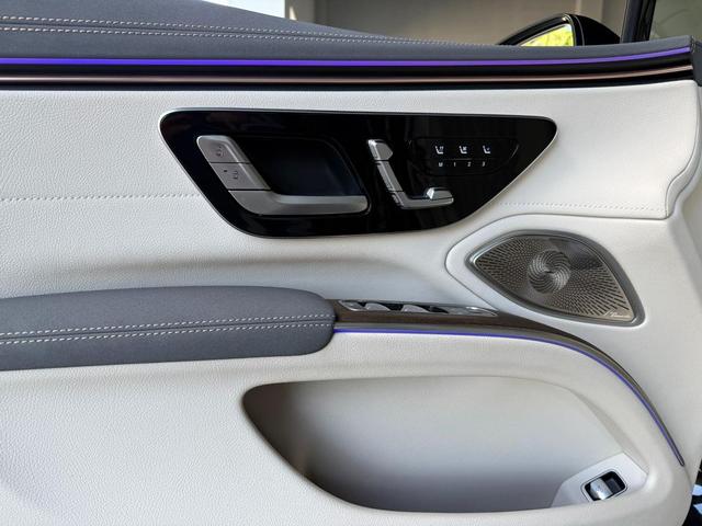 Photo of 2024 Obsidian Black Metallic Mercedes-Benz EQS 450