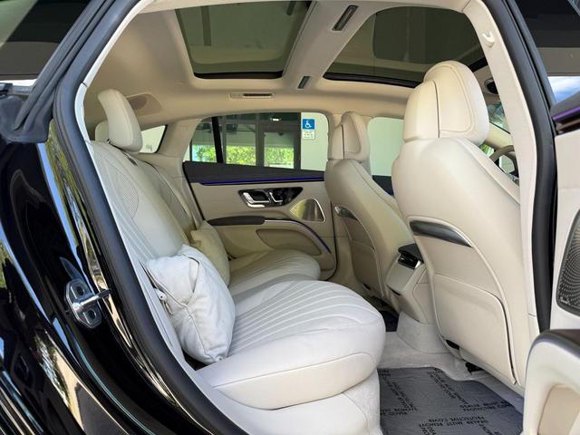 Photo of 2024 Obsidian Black Metallic Mercedes-Benz EQS 450