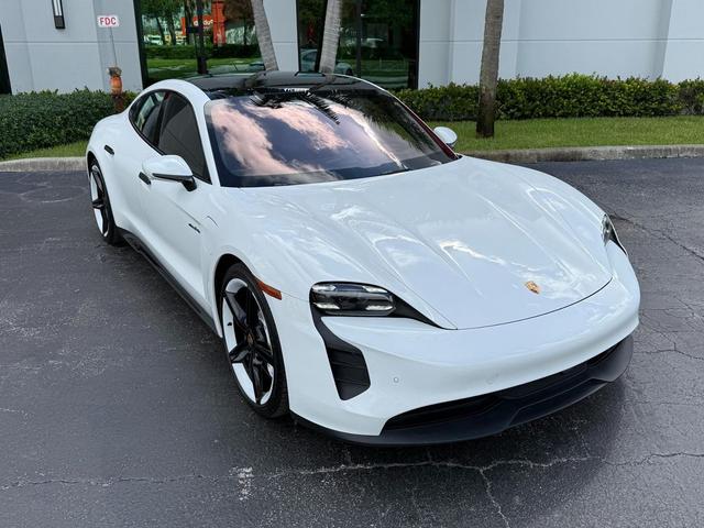Photo of 2022  Porsche Taycan