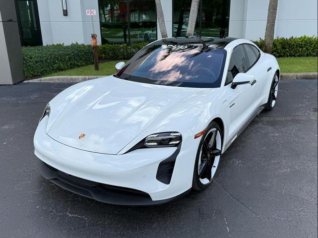 Photo of 2022  Porsche Taycan