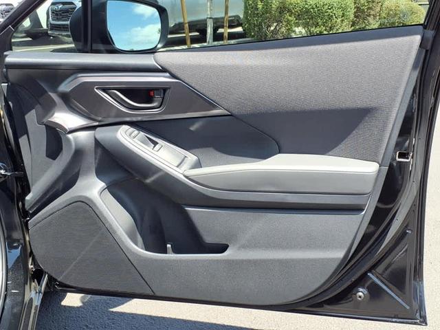 Photo of 2025 CRYSTAL BLK SIL Subaru Impreza