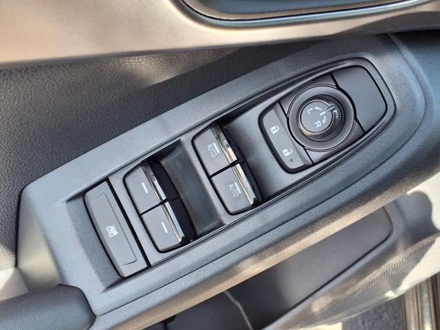 Photo of 2025 CRYSTAL BLK SIL Subaru Impreza