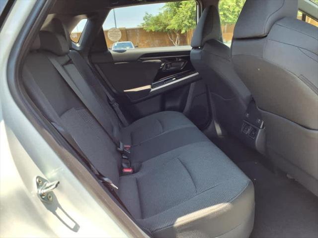 Photo of 2025 COSMIC WHT PRL Subaru Solterra