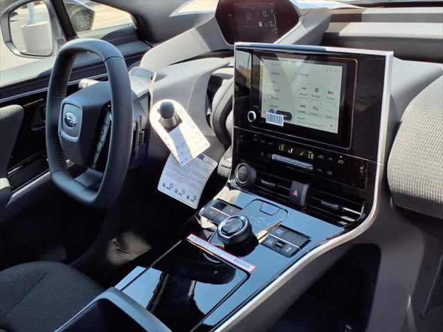 Photo of 2025 COSMIC WHT PRL Subaru Solterra