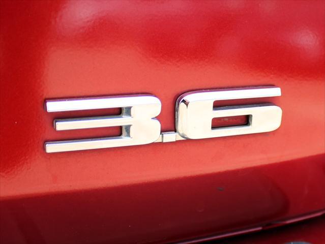 Photo of 2013 Red Cadillac SRX