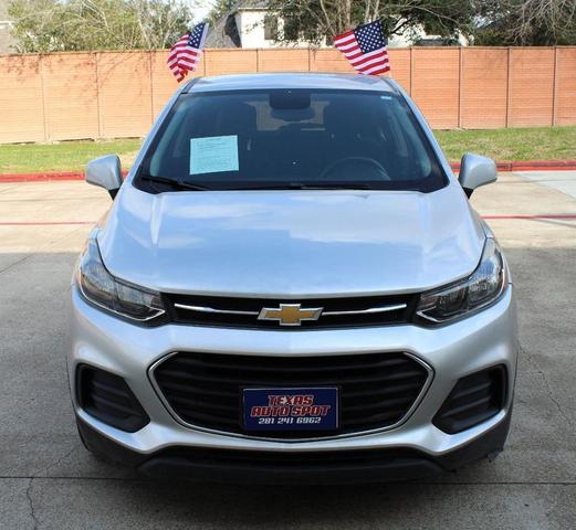 Photo of 2018 Silver Chevrolet Trax