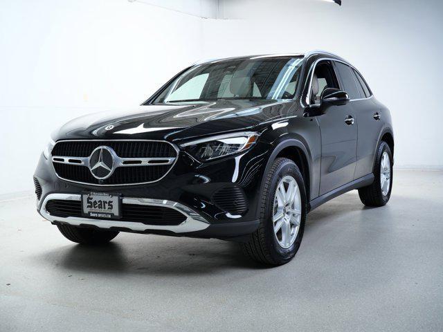 Photo of 2025 Black Mercedes-Benz GLC 300