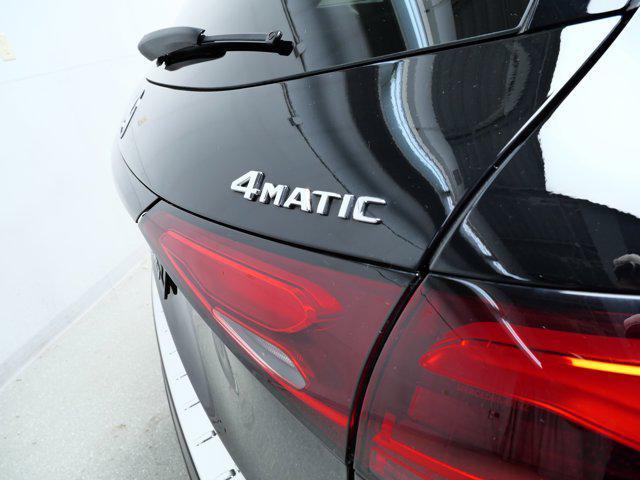 Photo of 2025 Black Mercedes-Benz GLC 300