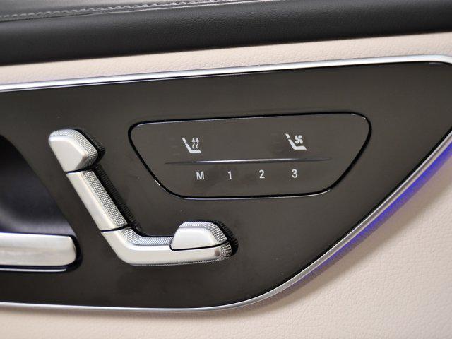 Photo of 2025 Black Mercedes-Benz GLC 300