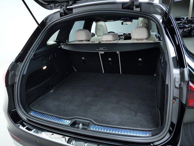 Photo of 2025 Black Mercedes-Benz GLC 300