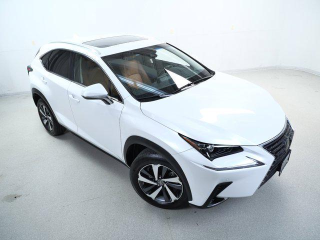 Photo of 2018 Eminent White Pearl Lexus NX 300