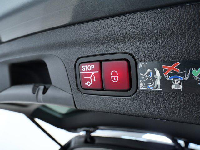 Photo of 2025 Black Mercedes-Benz GLE 350