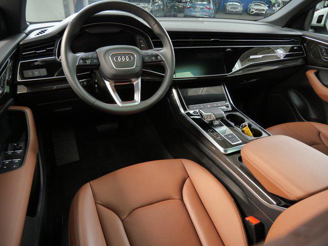 Photo of 2023 Vicuna Beige Metallic Audi Q8