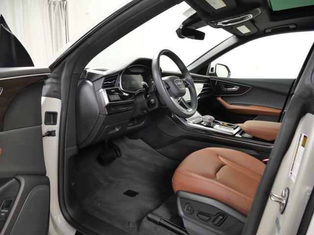 Photo of 2023 Vicuna Beige Metallic Audi Q8