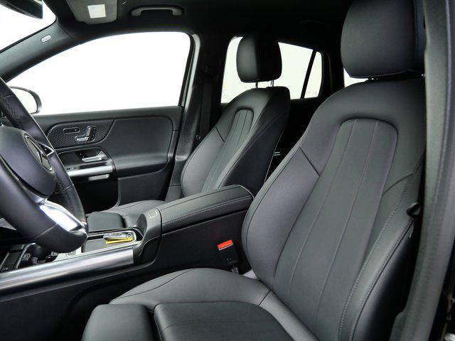Photo of 2025 Night Black Mercedes-Benz GLA 250