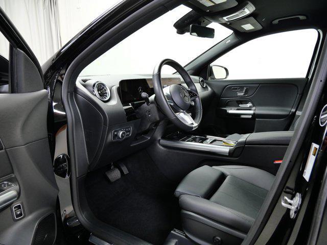 Photo of 2025 Night Black Mercedes-Benz GLA 250