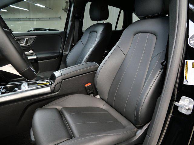 Photo of 2025 Night Black Mercedes-Benz GLA 250