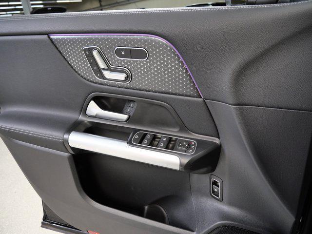 Photo of 2025 Night Black Mercedes-Benz GLA 250