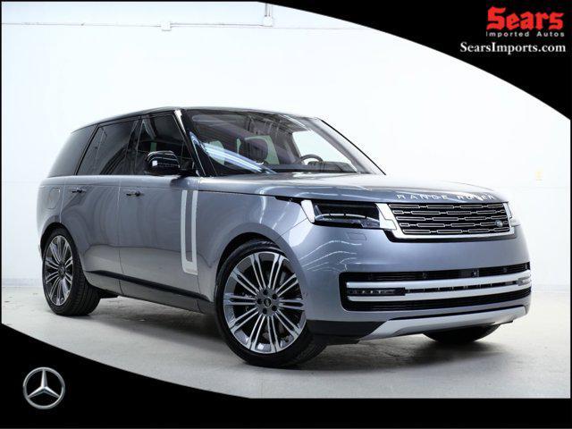 Photo of 2023 Gray Land Rover Range Rover