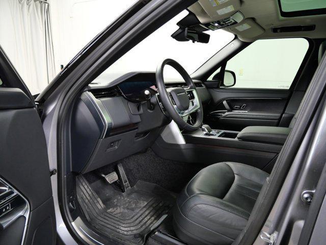 Photo of 2023 Gray Land Rover Range Rover