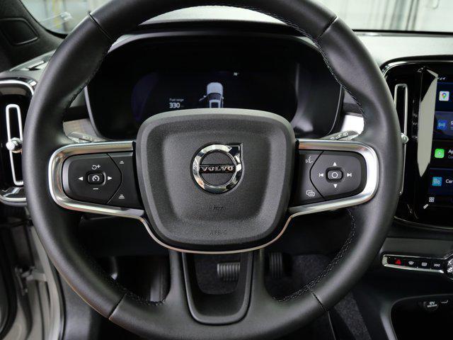 Photo of 2025 Silver Dawn Metallic Volvo XC40