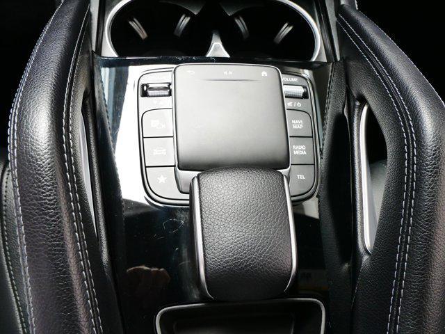 Photo of 2022 Black Mercedes-Benz GLE 350