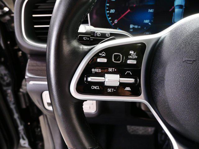 Photo of 2022 Black Mercedes-Benz GLE 350