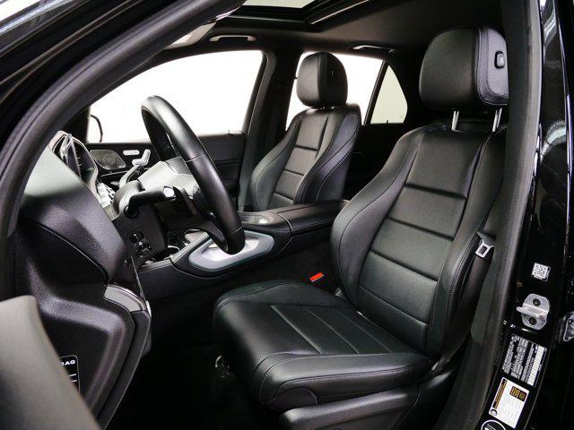 Photo of 2022 Black Mercedes-Benz GLE 350