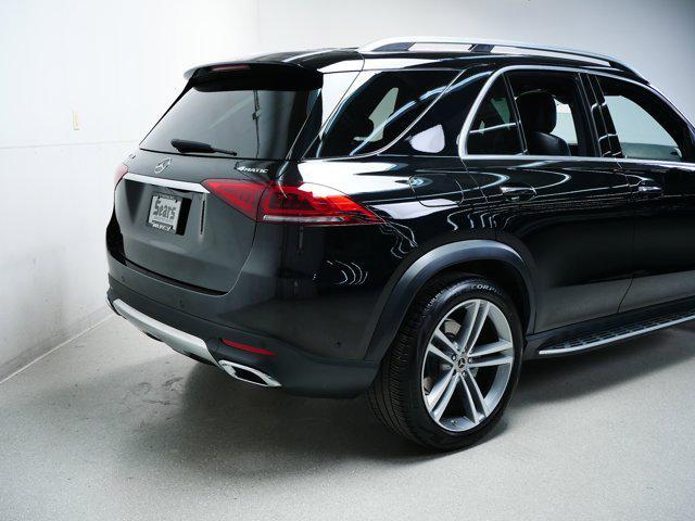 Photo of 2022 Black Mercedes-Benz GLE 350