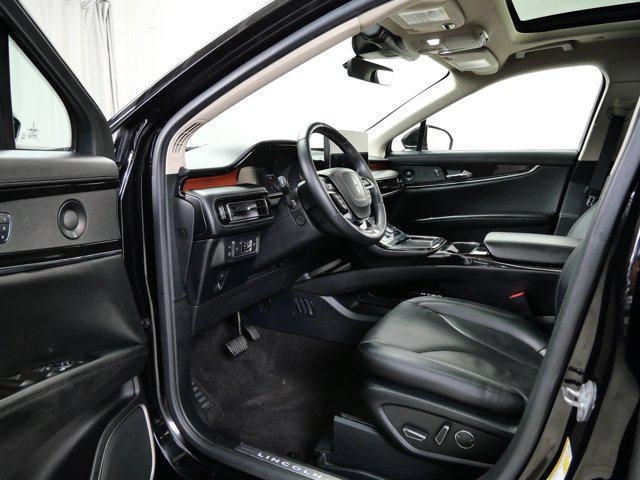 Photo of 2021 Black Lincoln Nautilus