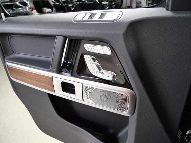 Photo of 2025 MANUFAKTUR Deep Green Mercedes-Benz G-Class