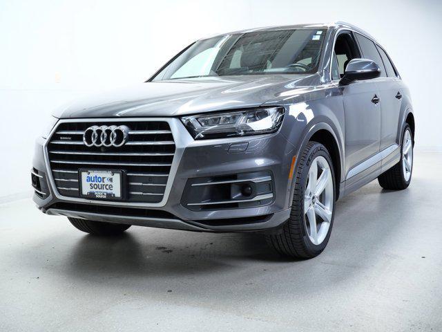 Photo of 2019 Samurai Gray Metallic Audi Q7