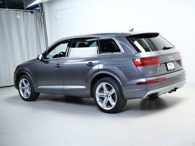 Photo of 2019 Samurai Gray Metallic Audi Q7