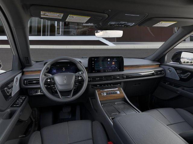 Photo of 2025 Pristine White Lincoln Aviator