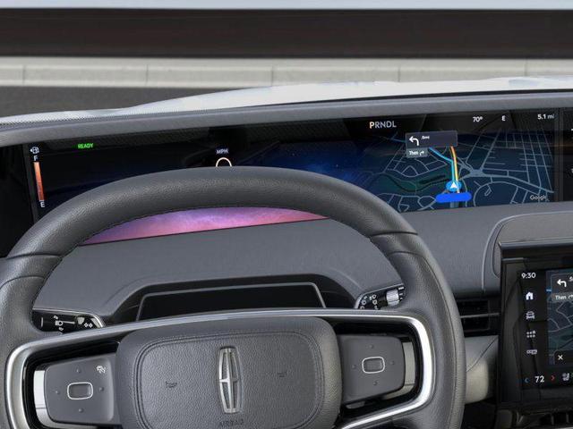 Photo of 2025 White Platinum Clearcoat Metallic Lincoln Nautilus