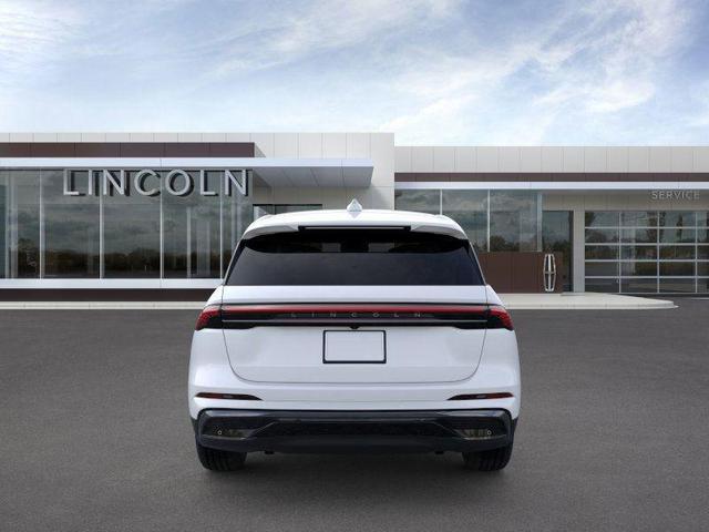 Photo of 2025 White Platinum Clearcoat Metallic Lincoln Nautilus