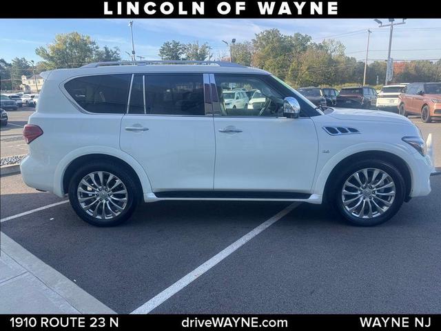 Photo of 2016 Majestic White INFINITI QX80
