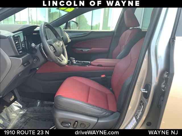 Photo of 2023 Silver Lexus NX 350