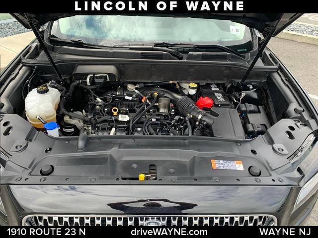Photo of 2022 Infinite Black Metallic Lincoln Nautilus