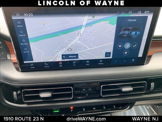 Photo of 2022 Infinite Black Metallic Lincoln Nautilus