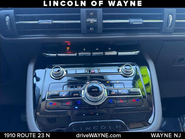 Photo of 2022 Ceramic Pearl Metallic Lincoln Corsair