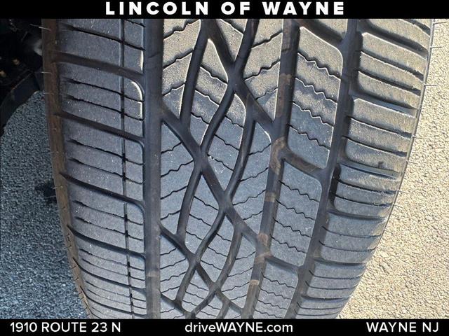 Photo of 2022 Ceramic Pearl Metallic Lincoln Corsair