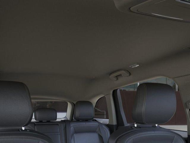 Photo of 2025 Gray Metallic Lincoln Nautilus