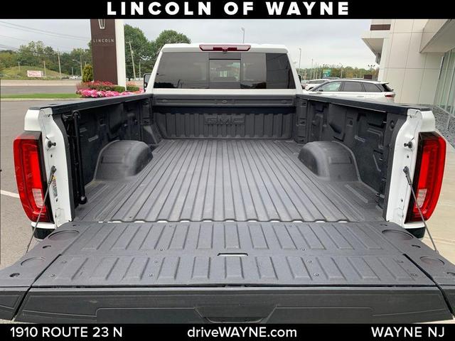Photo of 2023 Summit White GMC Sierra 2500
