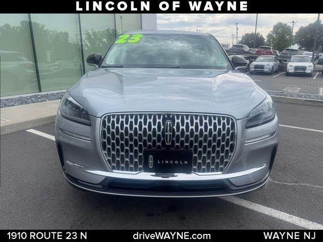 Photo of 2023 Silver Radiance Metallic Lincoln Corsair