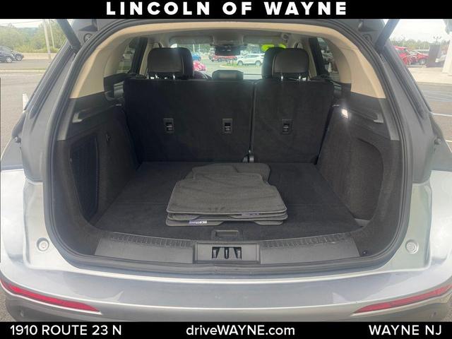 Photo of 2023 Silver Radiance Metallic Lincoln Corsair