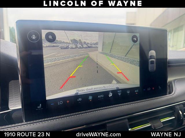 Photo of 2023 Silver Radiance Metallic Lincoln Corsair